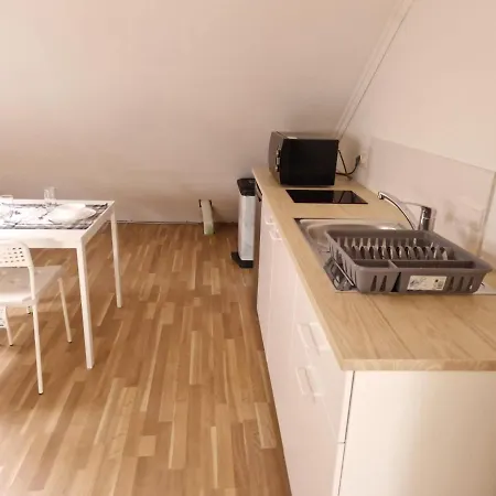 Superbe Maison Au Calme Refaite A Neuf *