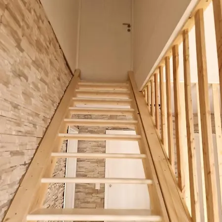 Superbe Maison Au Calme Refaite A Neuf * Bigonville